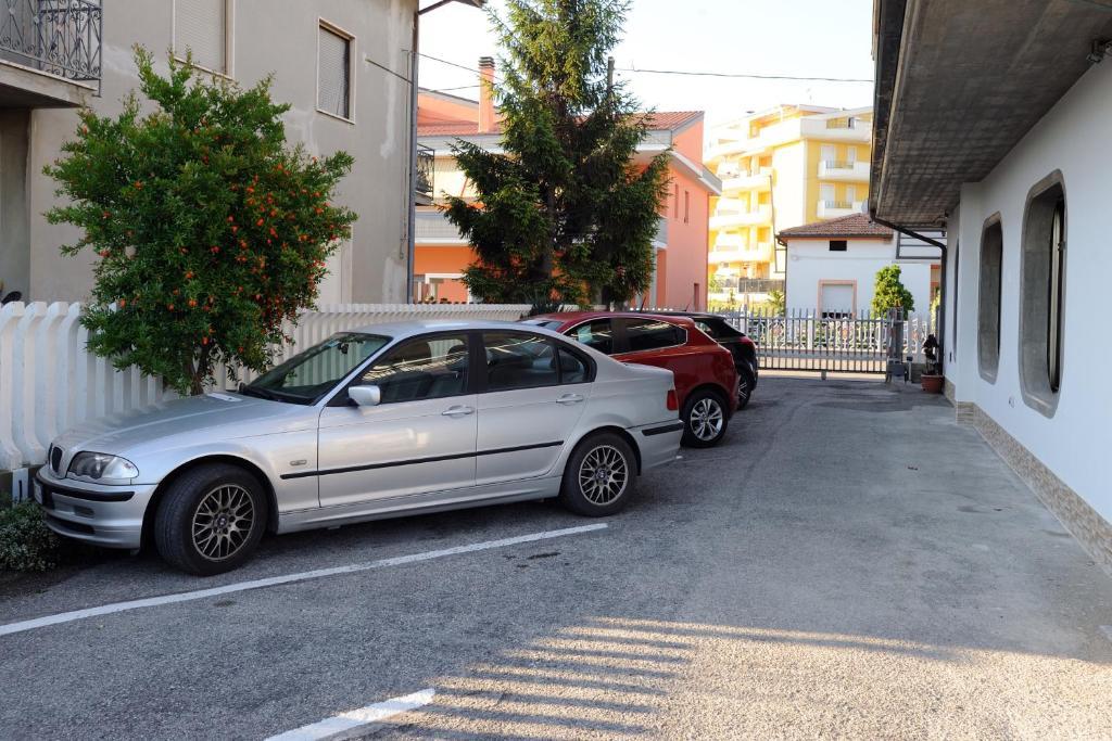 Hotel Lidia Alba Adriatica Buitenkant foto